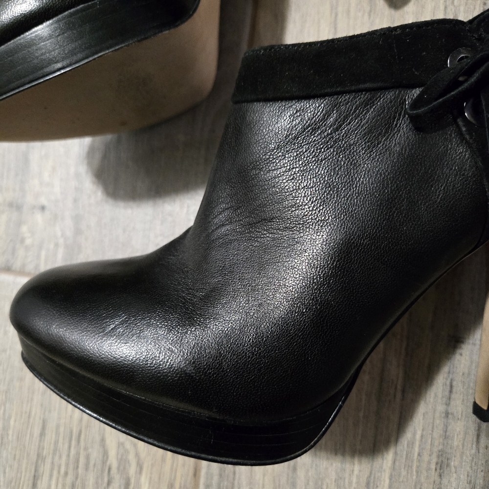 Coach Beatrice low ankle bootie heels,  size 8.5 women's - Picture 5 of 15
